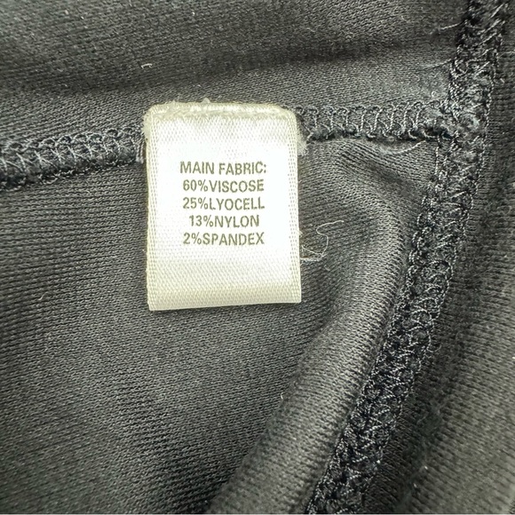 St. John Spa Light Weight Jacket | Size Small - Picture 4 of 11